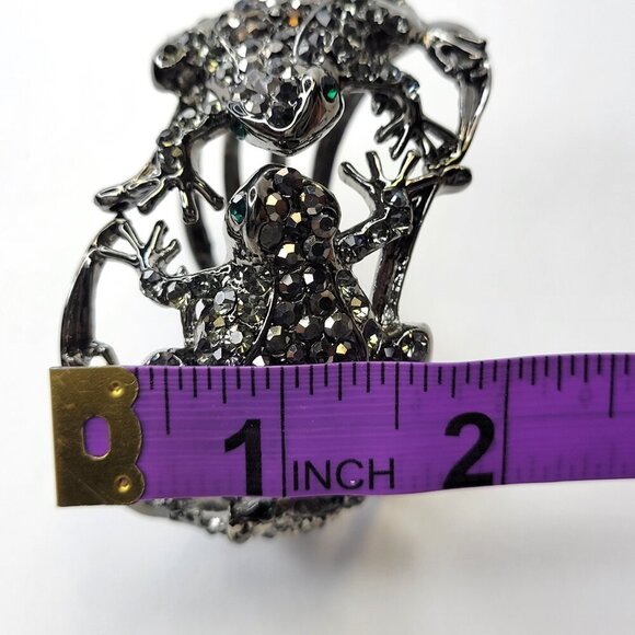 Hematite Rhinestone Frog Lovers Cuff Bracelet - Picture 7 of 16